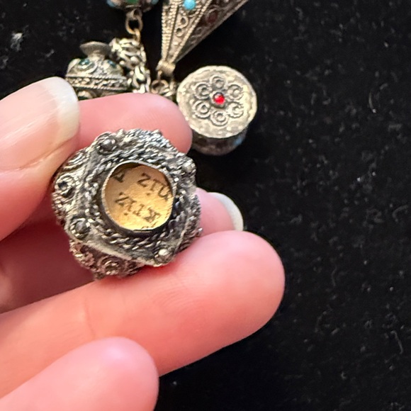 Vintage Silver Charm Bracelet - Picture 15 of 16